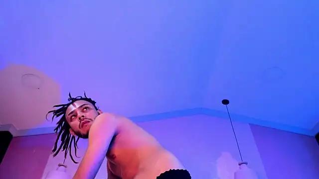 Boss Domiinator online show from 11.13.25