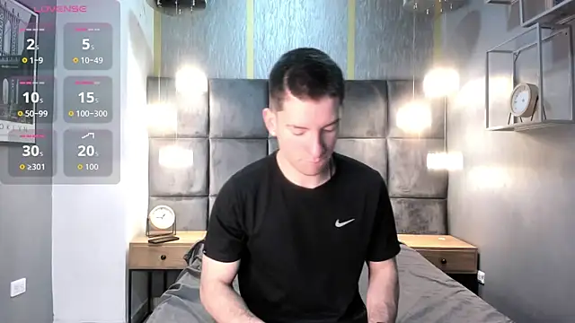 HunterHeat  online show from 12.03.25