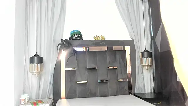 HunterHeat  online show from 03.25.26