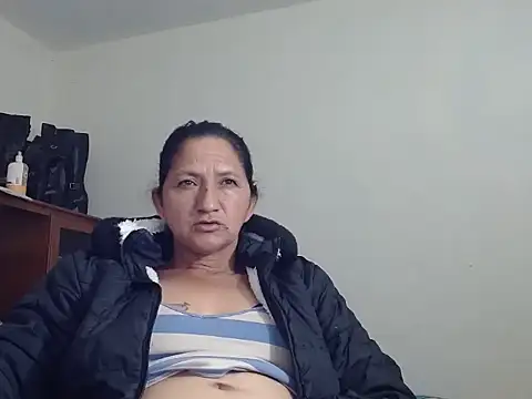 Lucy Squirt69 online show from 10.16.25