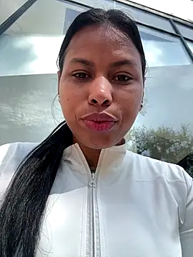 Michluxe 69 online show from 11.29.25