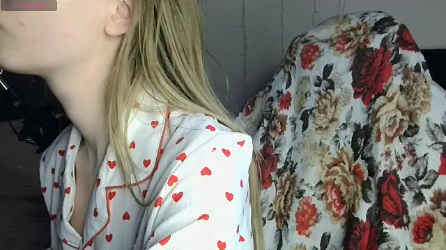 BabbbyFoxxx online show from 04.09.26