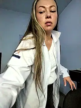 Madisson-04  online show from 11.30.25