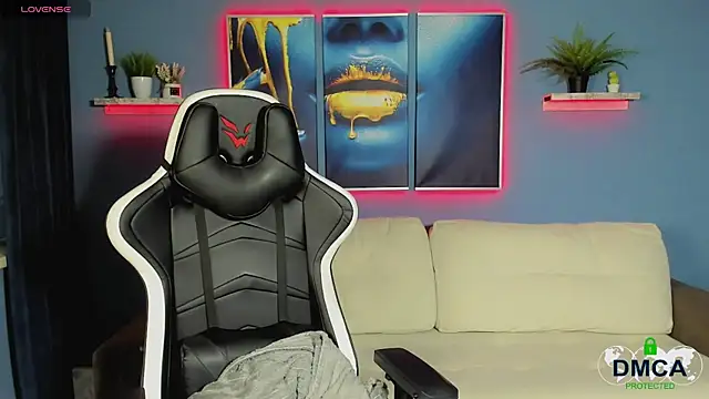 Roxy foxi online show from 11.08.25