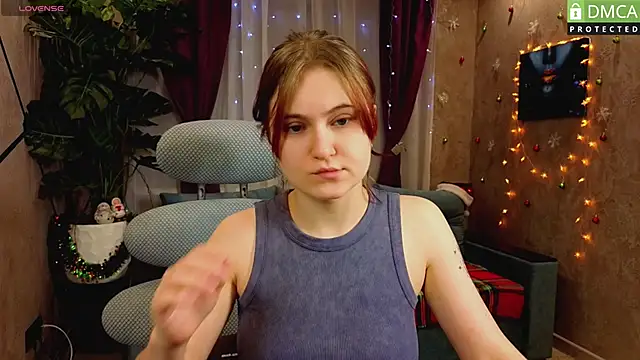 Roxy foxi online show from 12.15.25