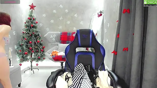 Roxy foxi online show from 12.18.25