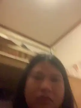 Snapshot of TS-YANNA chatting on 04.29.26 TS-YANNA online show from 04.29.26