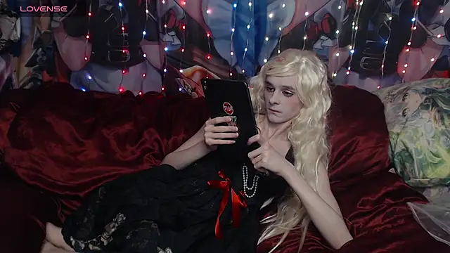 Snapshot of yutachka chatting on 10.16.25 yutachka online show from 10.16.25