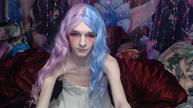 Snapshot of yutachka chatting on 10.30.25 yutachka online show from 10.30.25