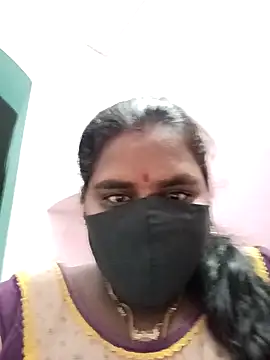 Snapshot of chubby_babitha-telugu chatting on 11.08.25 chubby babitha-telugu online show from 11.08.25