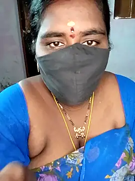 Snapshot of chubby_babitha-telugu chatting on 11.17.25 chubby babitha-telugu online show from 11.17.25