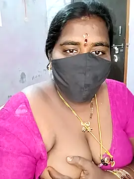 Snapshot of chubby_babitha-telugu chatting on 11.18.25 chubby babitha-telugu online show from 11.18.25