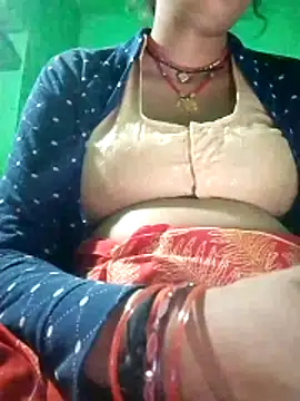 Snapshot of cutrashmi_hot47 chatting on 12.15.25 cutrashmi hot47 online show from 12.15.25