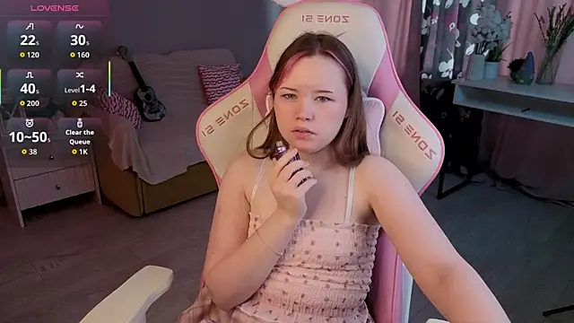 Sweetie Hope online show from 10.04.25