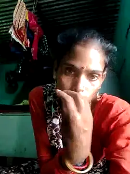 Snapshot of H_seema chatting on 10.21.25 H seema online show from 10.21.25