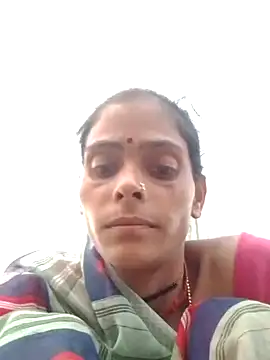 Snapshot of H_seema chatting on 11.04.25 H seema online show from 11.04.25