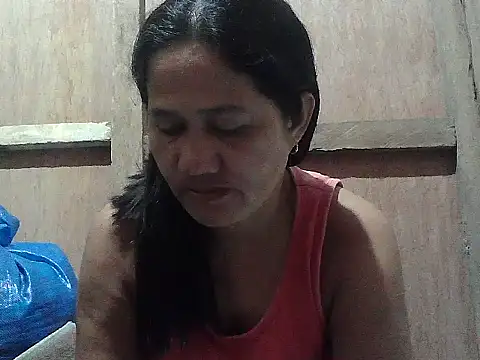 Snapshot of hotmama_063 chatting on 02.22.26 hotmama 063 online show from 02.22.26