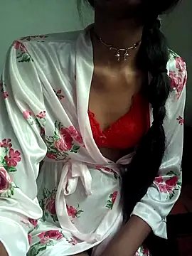 BunnyBloom25 online show from 09.26.25