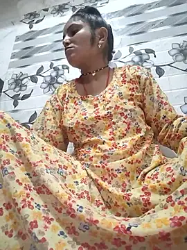 LUCKY cut online show from 04.21.26