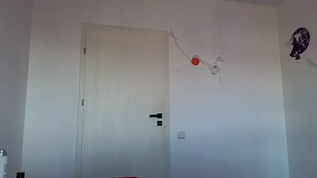 crystalxx18 online show from 10.29.25