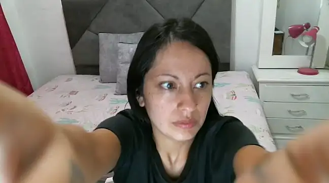 Snapshot of Taylormegan chatting on 03.15.25 Taylormegan online show from 03.15.25