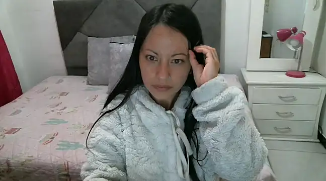 Snapshot of Taylormegan chatting on 03.17.25 Taylormegan online show from 03.17.25