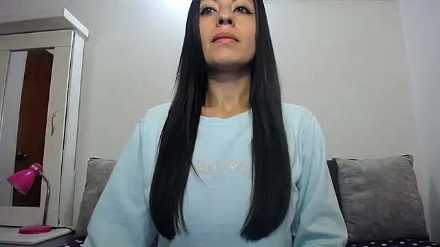 Snapshot of Taylormegan chatting on 10.21.25 Taylormegan online show from 10.21.25