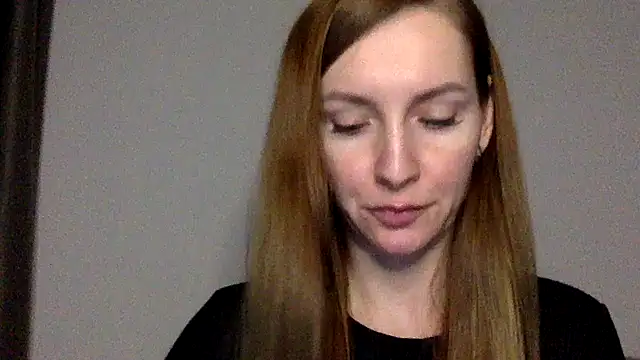 Varnyx online show from 11.18.25