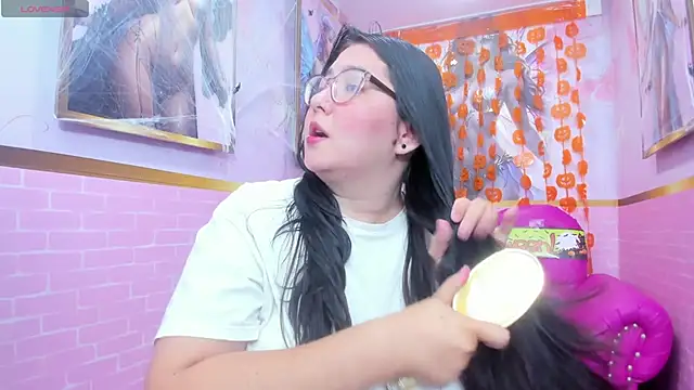 Dulce meow online show from 10.24.25