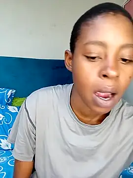 SweetSlenderChoc online show from 04.16.26