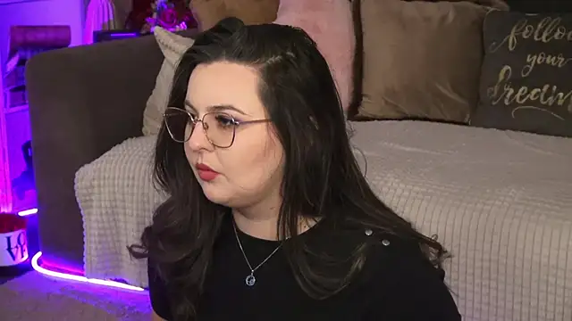 Mia Swano online show from 04.15.26