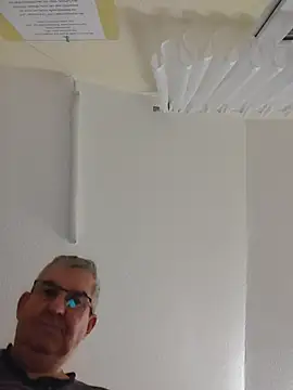 Oldmenhot66 online show from 12.03.25