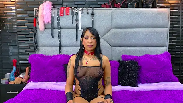 DaiaRousi online show from 11.20.25