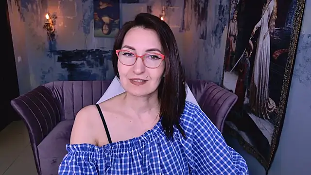 Snapshot of UnaTerra chatting on 05.10.26 UnaTerra online show from 05.10.26