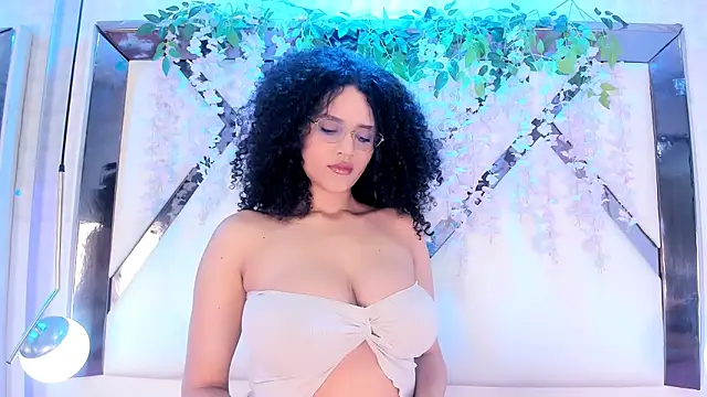 Lilithadams1 online show from 02.12.26