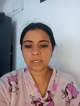 ValerieLove  online show from 11.25.25