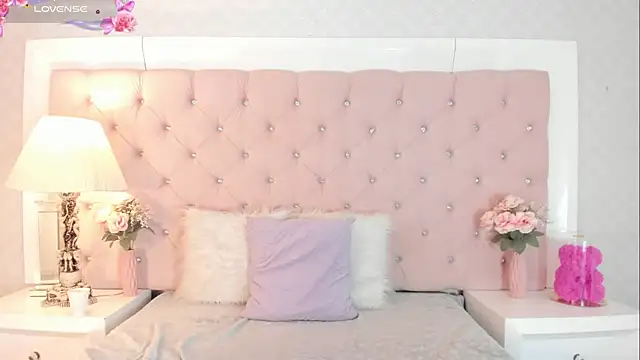 CaterinaRomano online show from 11.08.25