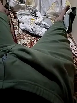 Snapshot of anis3g4 chatting on 11.25.25 anis3g4 online show from 11.25.25