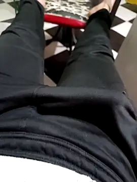 Snapshot of anis3g4 chatting on 12.04.25 anis3g4 online show from 12.04.25