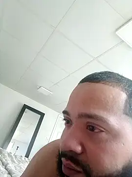 Snapshot of tripping385 chatting on 11.27.25 tripping385 online show from 11.27.25