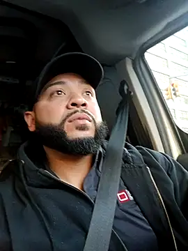 Snapshot of tripping385 chatting on 12.15.25 tripping385 online show from 12.15.25