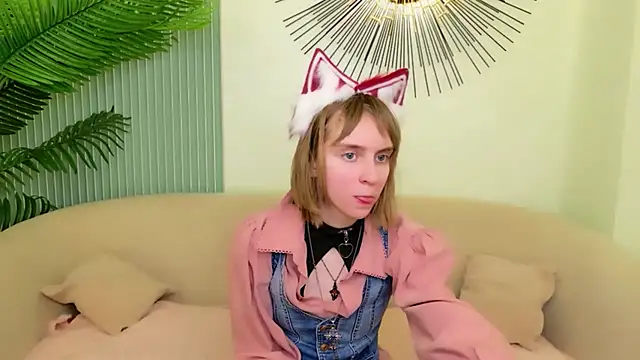 Beverly Gomes online show from 02.26.26