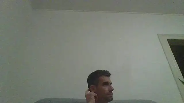 JulioIsHere4you online show from 10.26.25