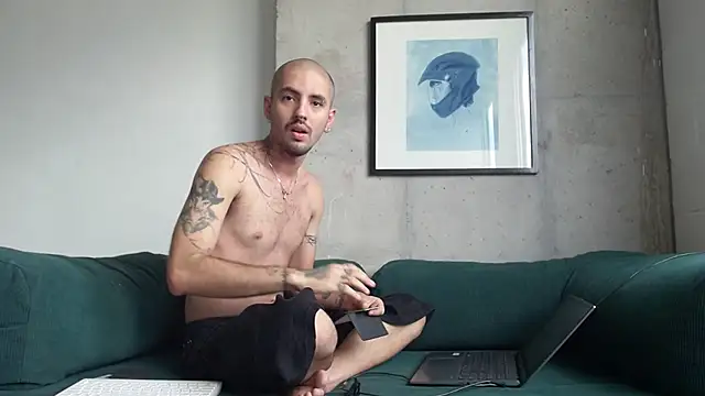 Snapshot of gael_rivas chatting on 11.09.25 gael rivas online show from 11.09.25