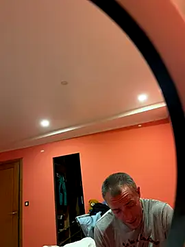 ruberofre online show from 09.24.25