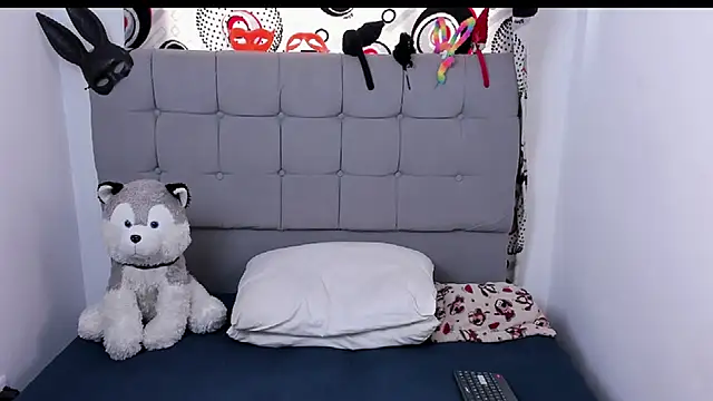 Snapshot of zoe_bunny01 chatting on 09.23.25 zoe bunny01 online show from 09.23.25