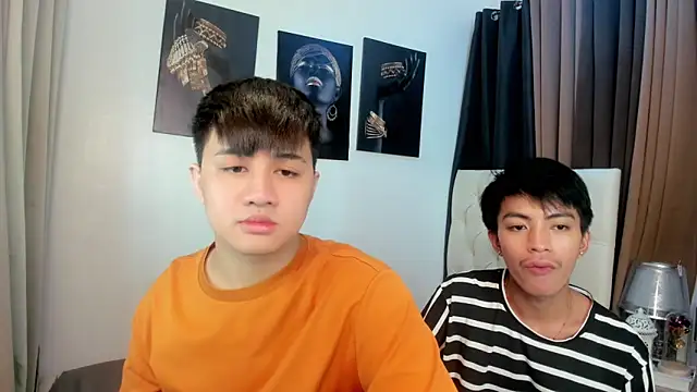 Snapshot of KentAivan chatting on 09.22.25 KentAivan online show from 09.22.25