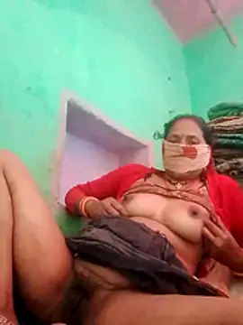 CUTE-004 online show from 02.10.26