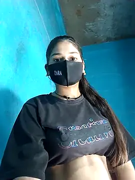 Snapshot of Janvi_Jaitly chatting on 09.10.25 Janvi Jaitly online show from 09.10.25