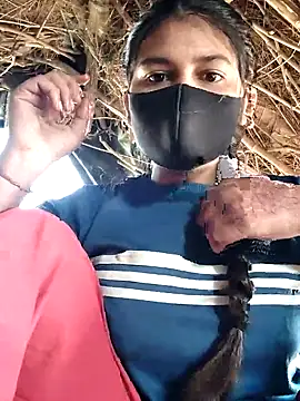 Snapshot of Janvi_Jaitly chatting on 11.10.25 Janvi Jaitly online show from 11.10.25